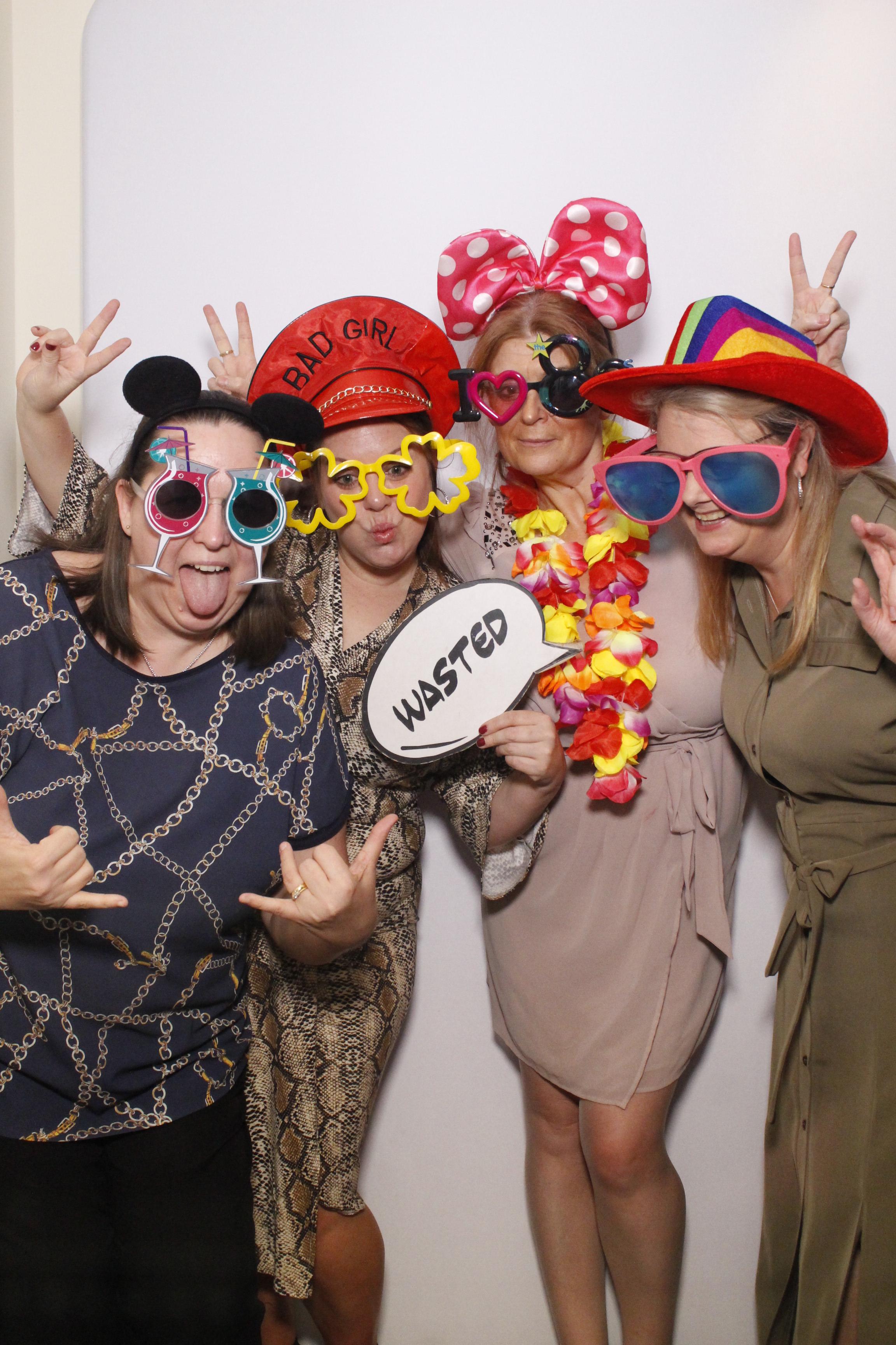 Luke & Emily's Wedding | View more photos from the event at gallery.myphotoboothexperience.co.uk/u/MyPhotoBoothExperienceLtd/Luke-Emilys-Wedding